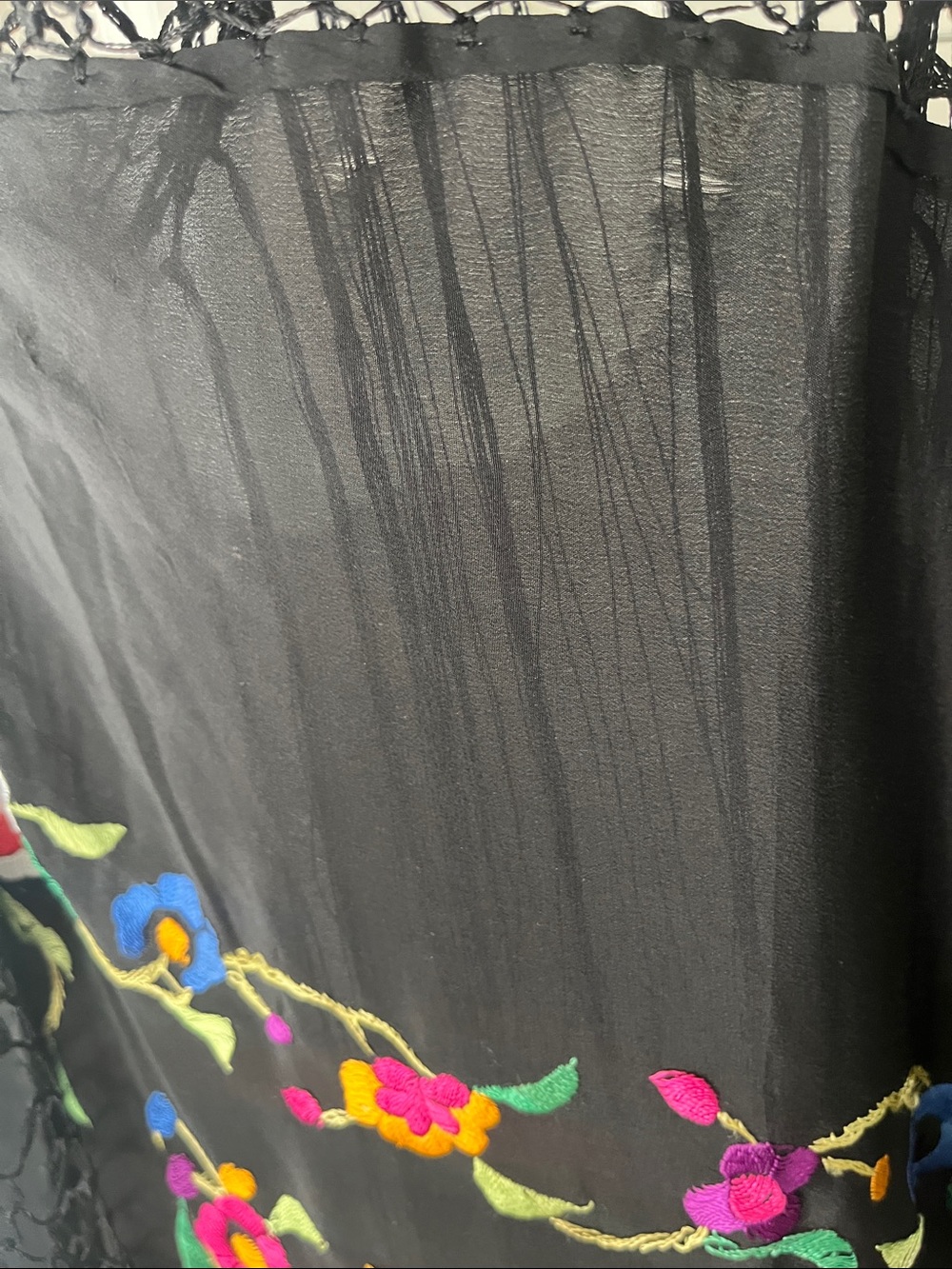 Silk scarf vintage Embroidered Floral Fringe Shawl, Large- Black - Picture 4 of 5